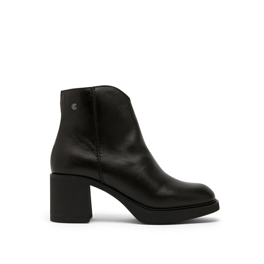 Ankle Boots MISWEAR | Black Leather Ankle Boots With V-Cut