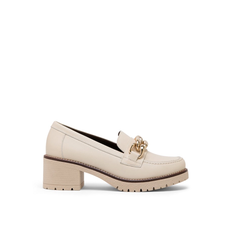 Shoes PITILLOS | Beige Leather Mid-Heel Loafers With Chain Detail